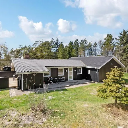 Holiday home Mikaela - 1km From The Sea In Western Jutland By Interhome *